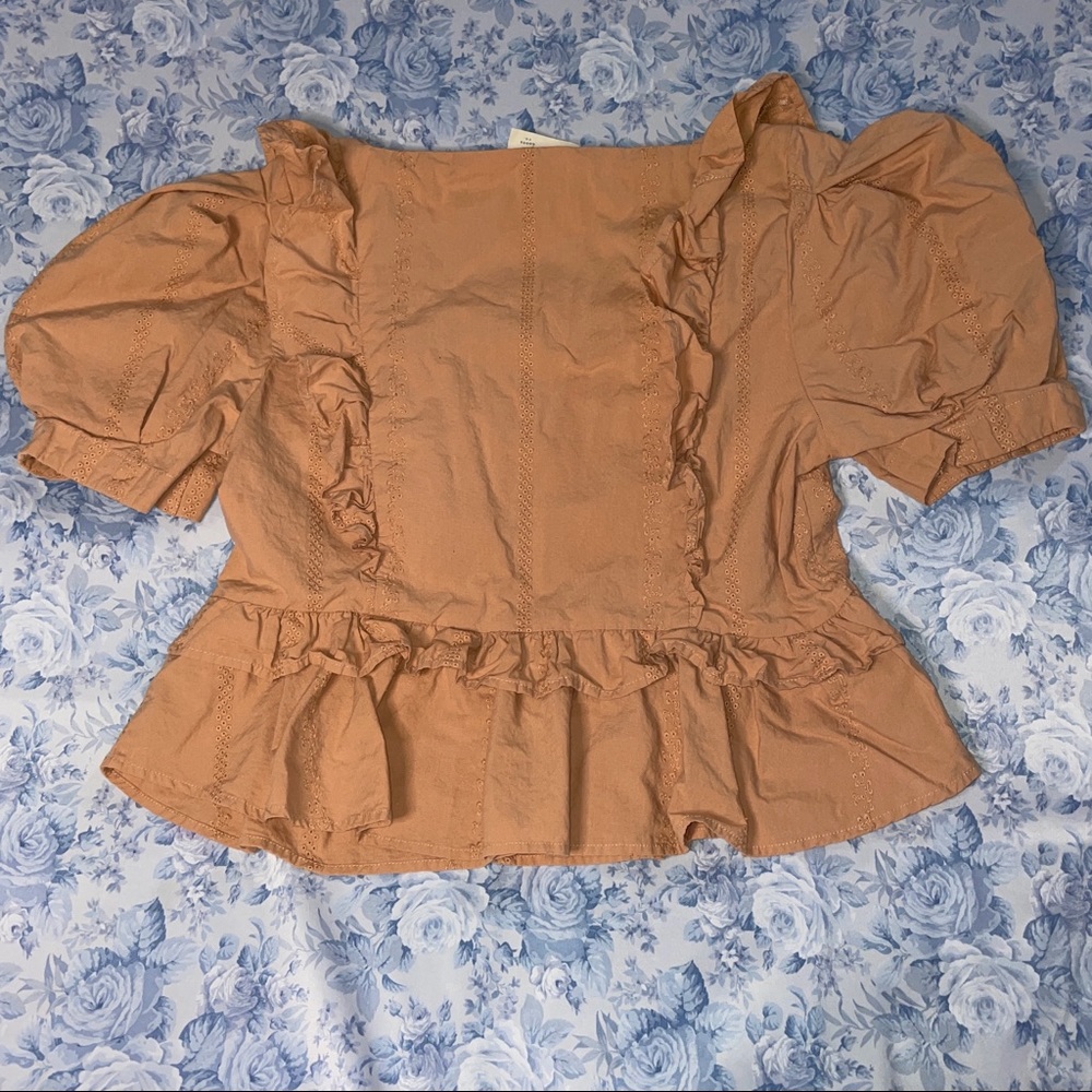 Universal Thread Medium Tan Ruffled Eyelet Blouse - image 3